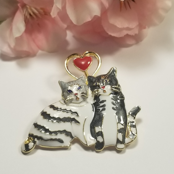 Beautiful Betsey Johnson Cat Brooch - Picture 2 of 8